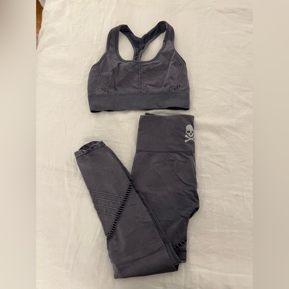 Soulcycle Seamless Workout Set - Picture 3 of 3